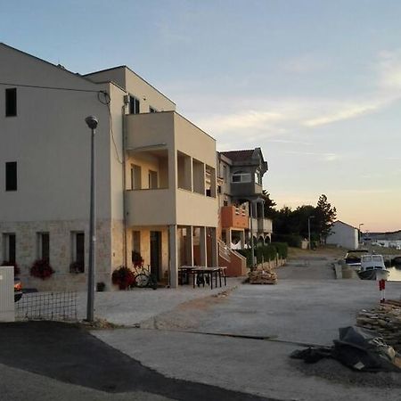 Stara Kuca Apartments Šimuni Exteriör bild