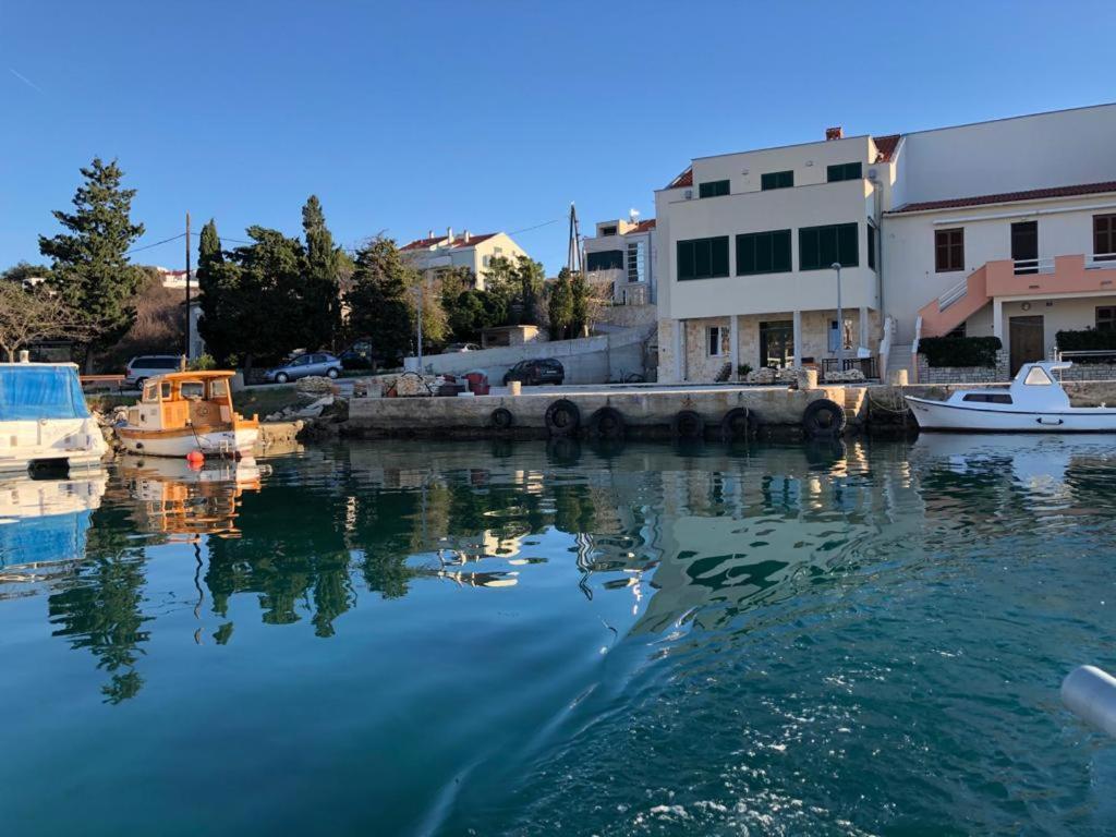 Stara Kuca Apartments Šimuni Exteriör bild