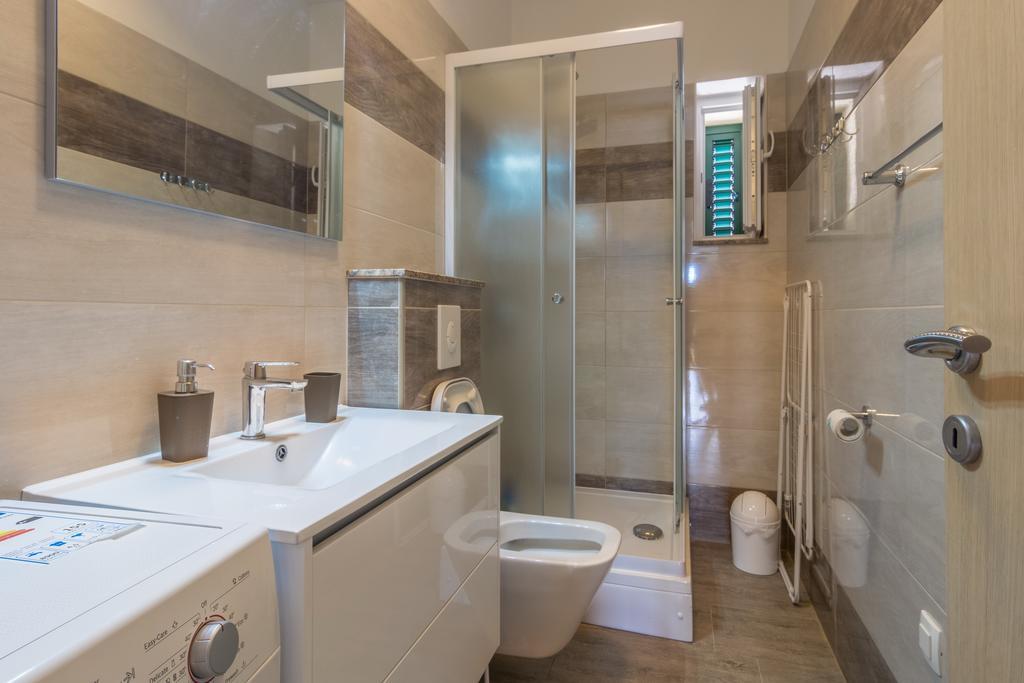 Stara Kuca Apartments Šimuni Exteriör bild