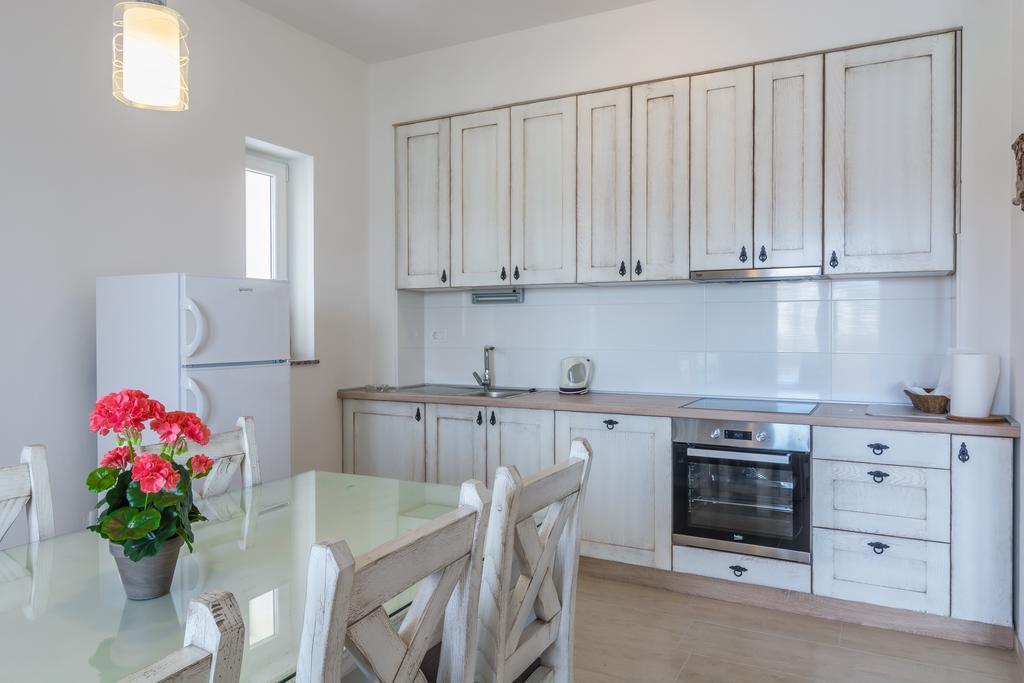 Stara Kuca Apartments Šimuni Exteriör bild