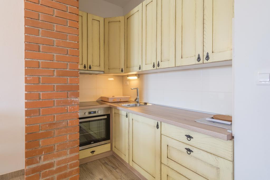 Stara Kuca Apartments Šimuni Exteriör bild